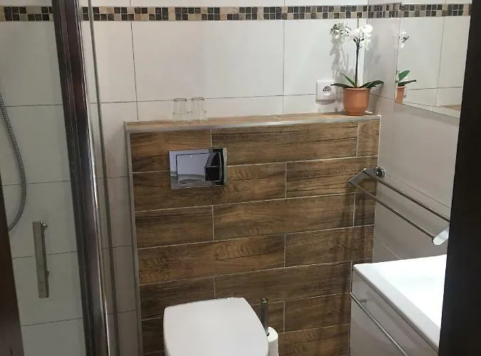 Ostoja 홈스테이 데브키